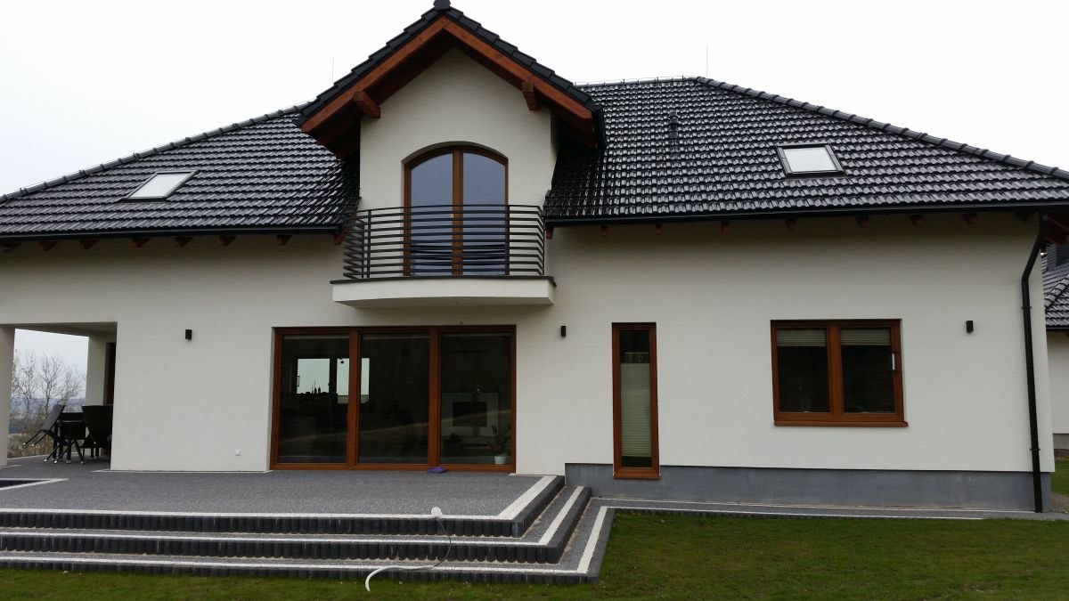 Dom z oknami Michalski – realizacja